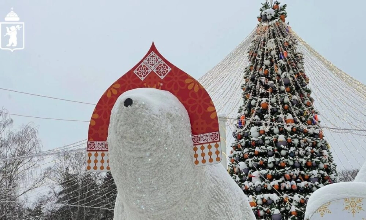 В Ярославле новогоднюю елку уберут с Советской площади в середине марта