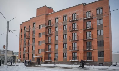 Жители аварийных домов Рыбинска получили ключи от новых квартир