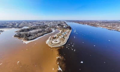 В Ярославле началось весеннее &laquo;неслияние&raquo; Волги и Которосли