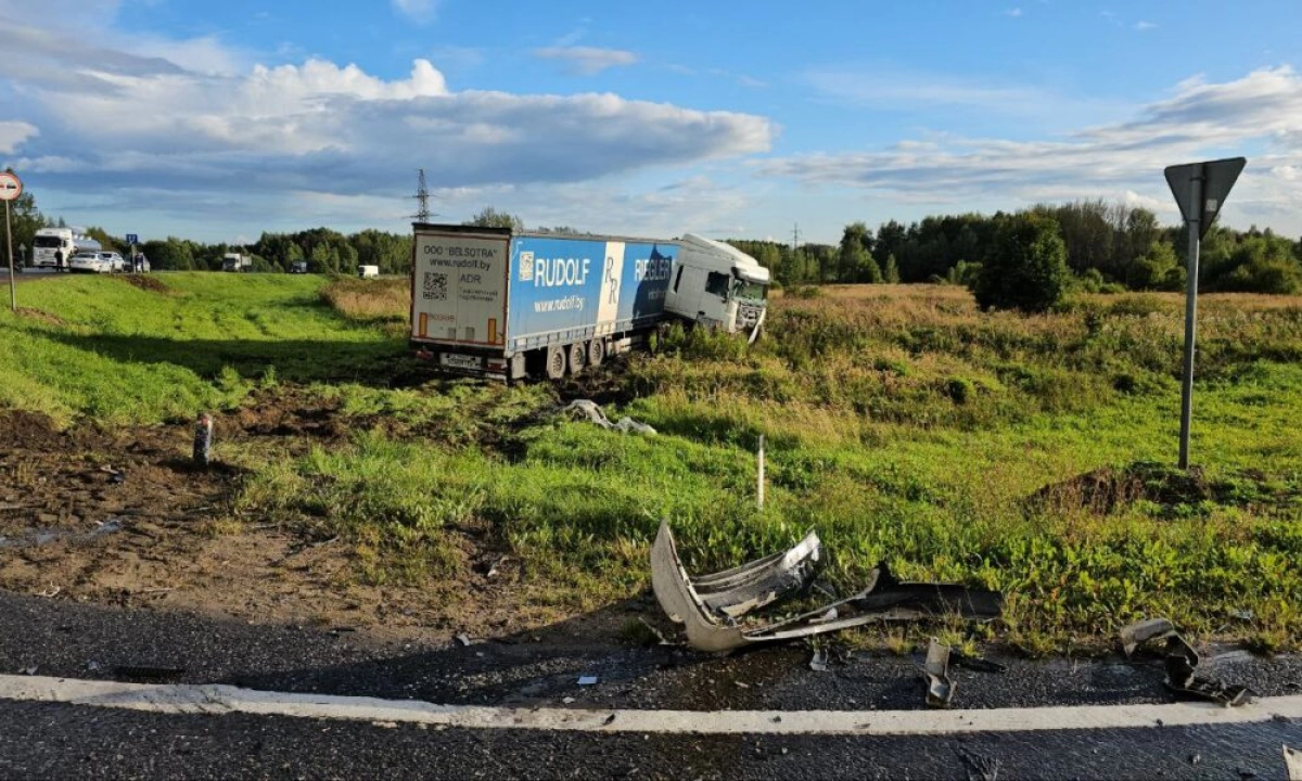 Смертельное ДТП на обходе Переславля-Залесского: погибли четыре человека Смертельное ДТП на обходе Переславля-Залесского: погибли четыре человека