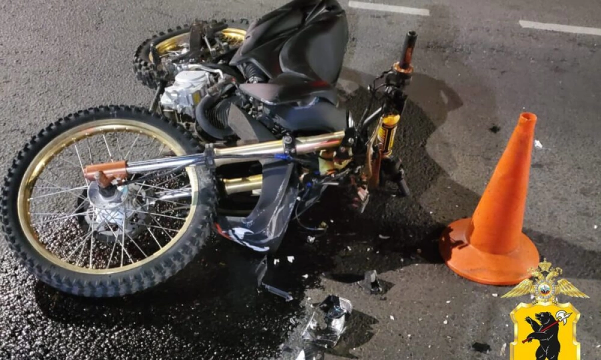 В Ярославле в столкновении с иномаркой пострадал мотоциклист