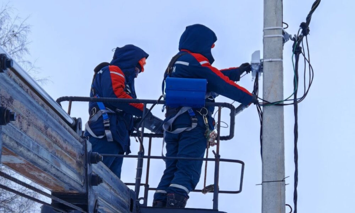 Энергетики восстановили электроснабжение 90% жителей деревни Красный Бор