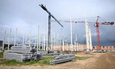 Ярославский губернатор оценил ход строительства школы в поселке Красный Бор