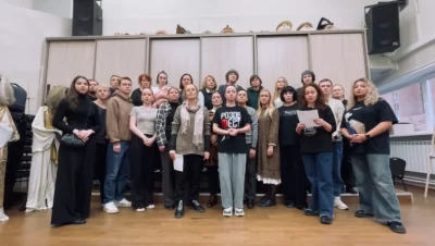 Сотрудники ярославских театров записали видеообращение к зрителям