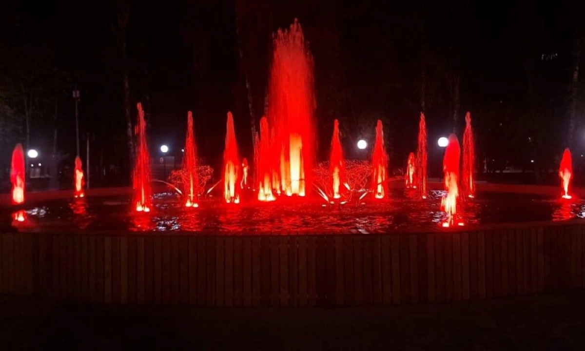 В Юбилейном парке Ярославля состоялся пробный запуск фонтана