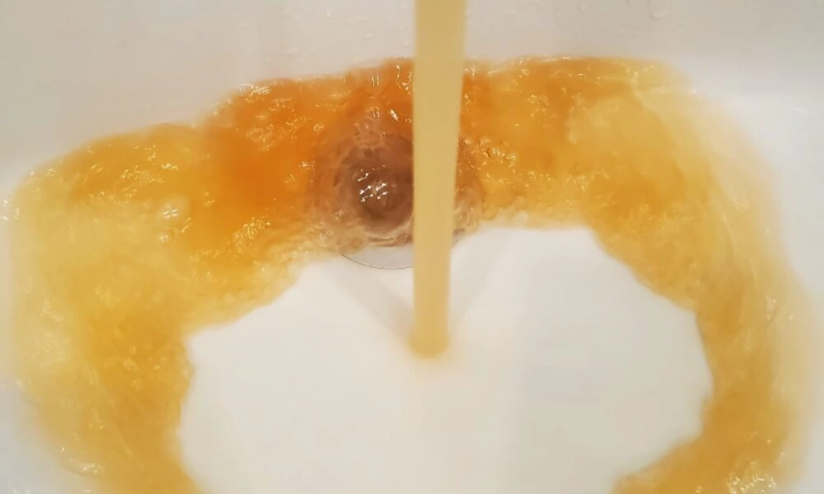 В ТГК-2 прокомментировали жалобы жителей Пятерки на ржавую горячую воду