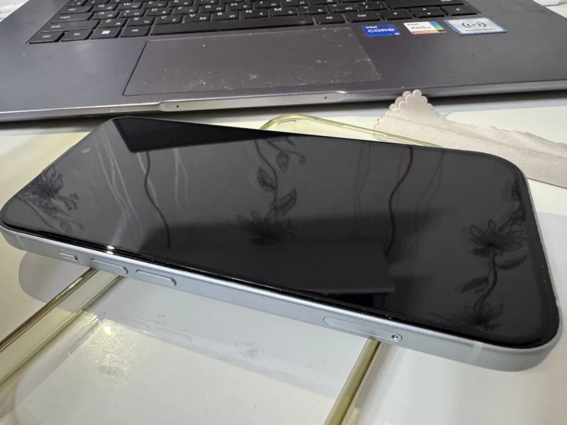 iPhone 15 128Гб Голубой