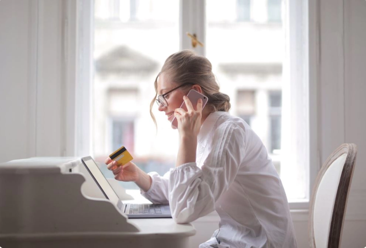 Почему опасно самостоятельно возвращать деньги, которые вам перевели по ошибке?