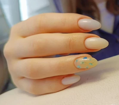 Услуги маникюра